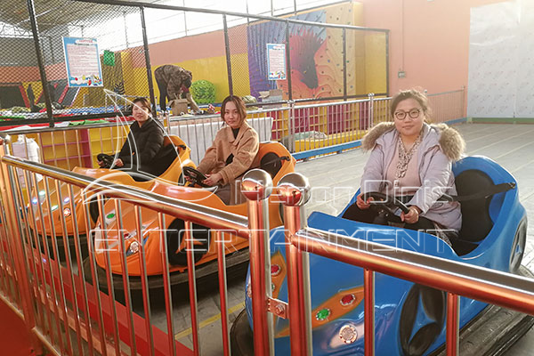 Los mejores autos chocadores nuevos en el parque de diversiones a la venta