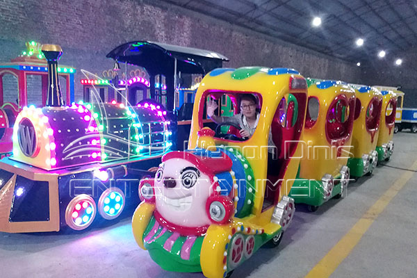 Carnival Train Rides med LED
