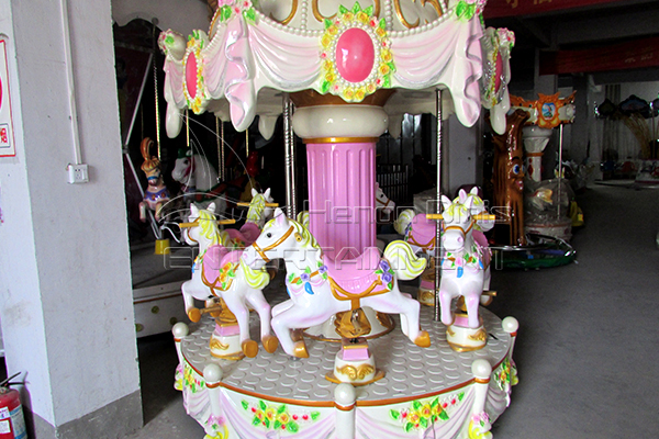 Mga Bata Royal Carousel