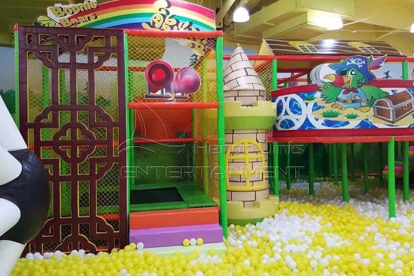 Parque infantil interior para nenos