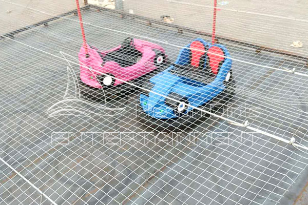 Erliewnespark Ceiling Grid Bumper Cars