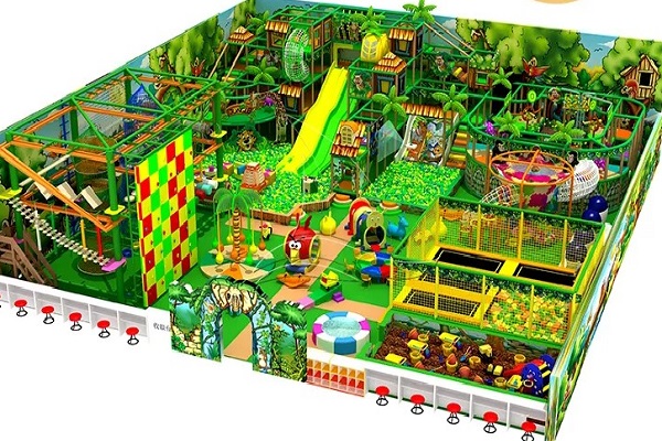 Indoor Jungle gimnasioko ekipamendua