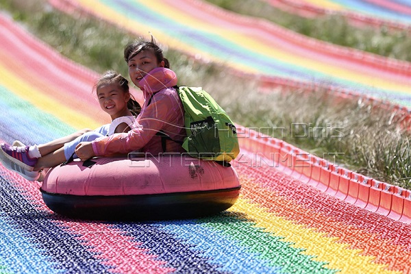 Makukulay na Rainbow Slides na ibinebenta