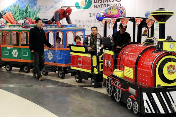 Ang mga Electric Trackless nga Tren Haom sa Indoor Malls